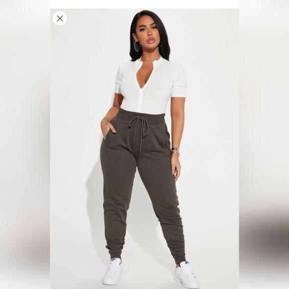 Fashion Nova Stole Your Boyfriend's Oversized Joggers-Charcoal Size 1X (NWOT) - Picture 5 of 12